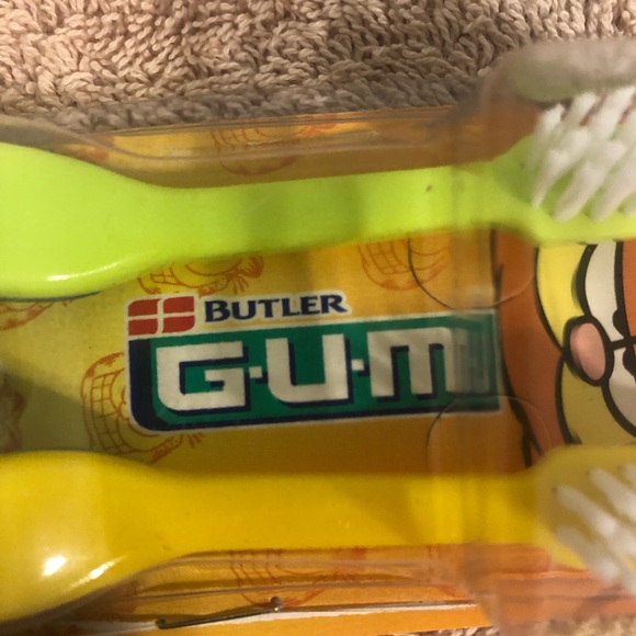 Vintage 1980’s Butler Gum Garfield & Odie Kids Toothbrushes Soft #218 NIP - Picture 4 of 7